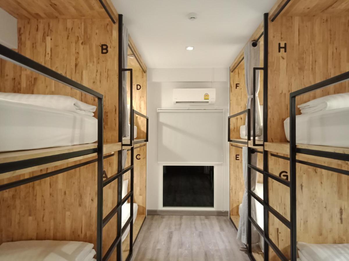 Lana Beds & Space Чиангмай Экстерьер фото