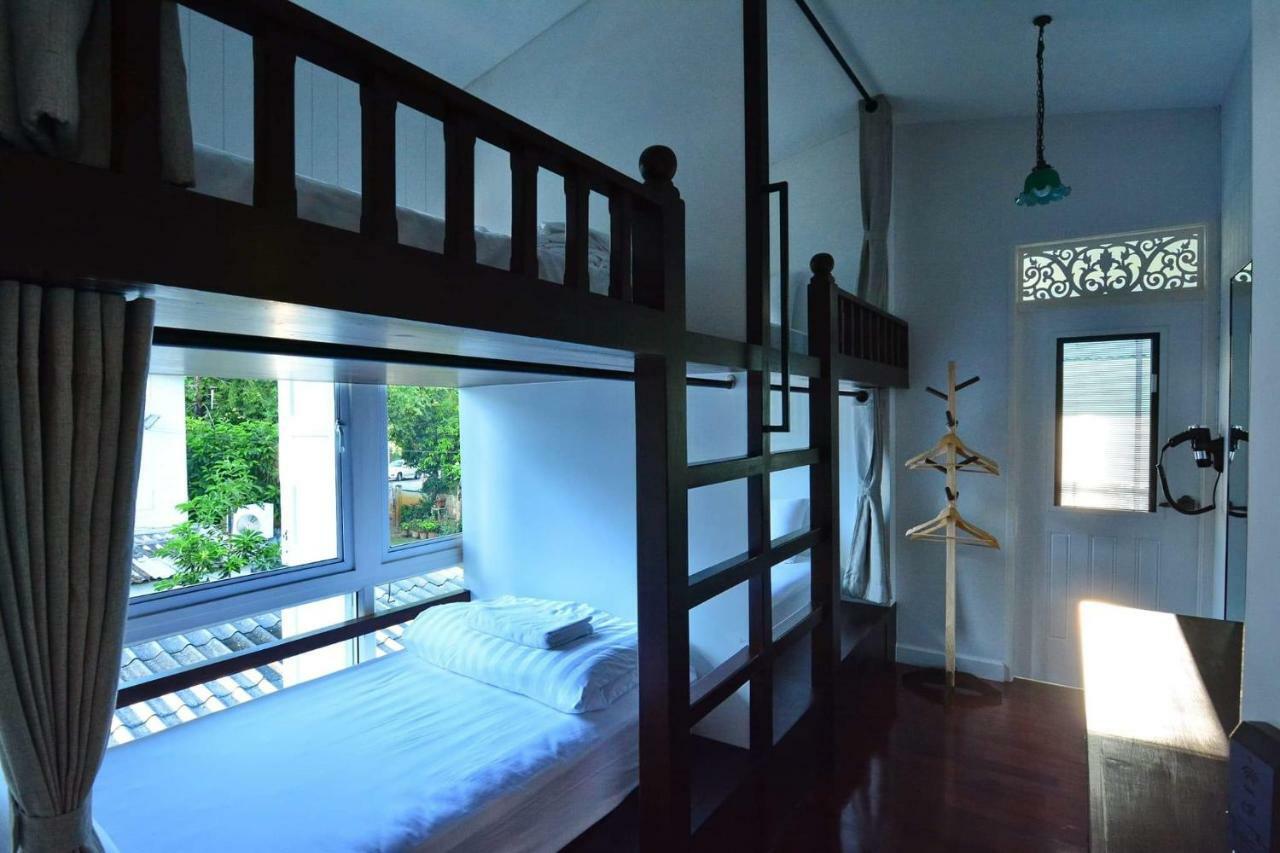 Lana Beds & Space Чиангмай Экстерьер фото